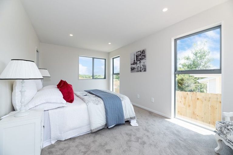 Photo of property in 11 Zadar Street, Kumeu, 0810