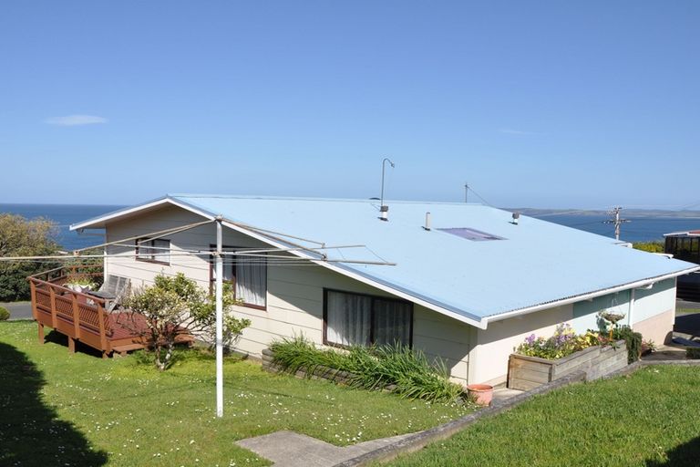 Photo of property in 63 Barrier View Road, Leigh, 0985