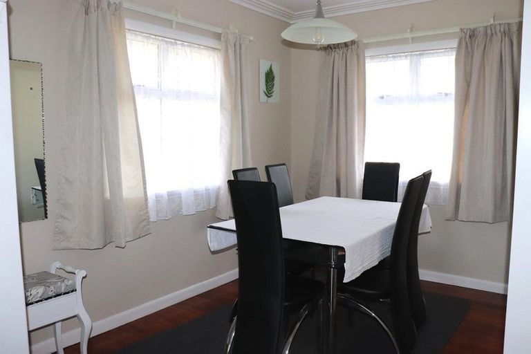 Photo of property in 191 Hakanoa Street, Huntly, 3700