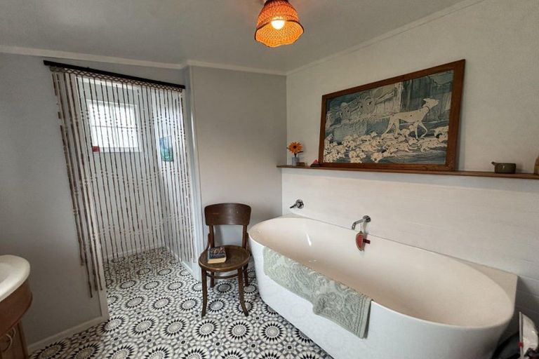 Photo of property in 24 Plymouth Street, Whanganui, 4500