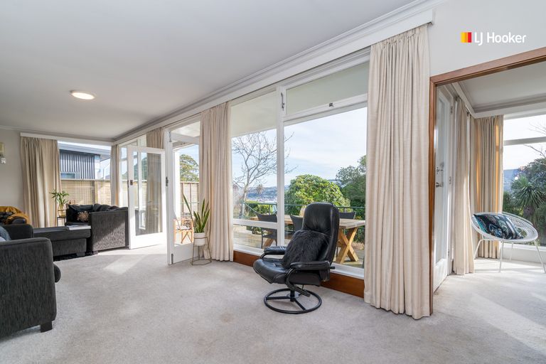 Photo of property in 171 Larnach Road, Waverley, Dunedin, 9013