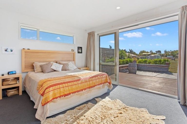 Photo of property in 48 Northside Drive, Waikuku, Rangiora, 7473