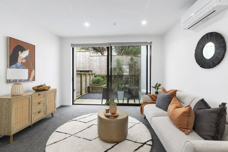 Photo of property in 36 Palm Grove, Berhampore, Wellington, 6023