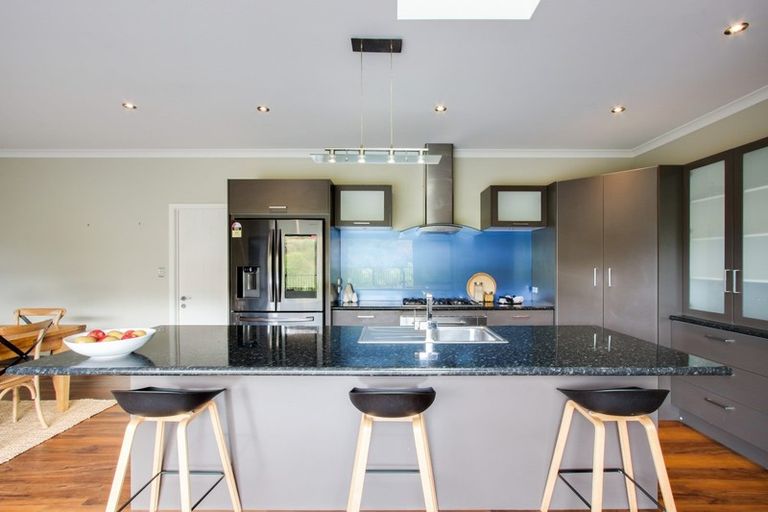 Photo of property in 133 Kent Terrace, Taradale, Napier, 4112