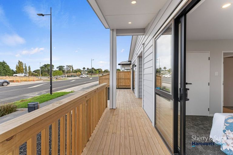 Photo of property in 71 Tributary Parade, Karaka, Papakura, 2113