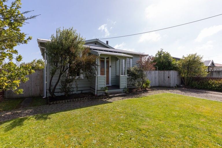 Photo of property in 20 Fairs Road, Milson, Palmerston North, 4414