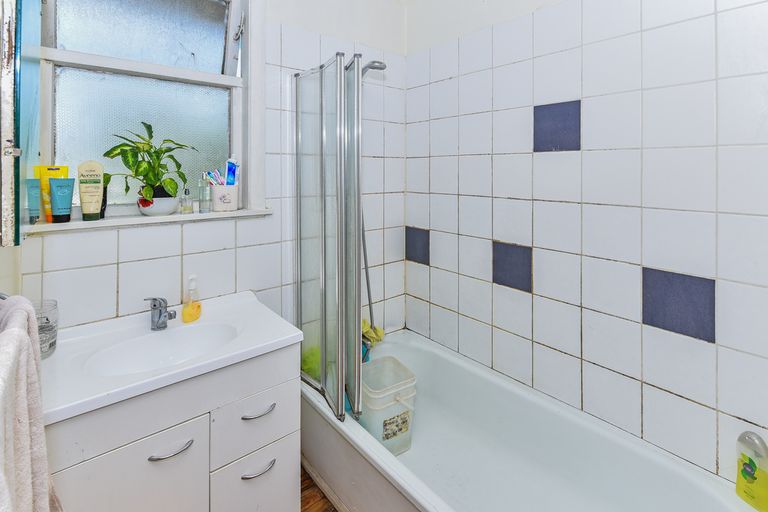 Photo of property in 26 Chingford Close, Mangere, Auckland, 2022