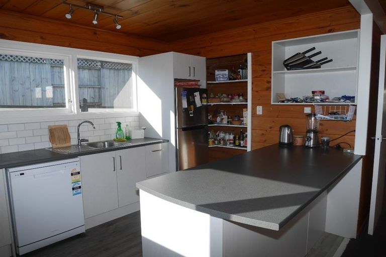 Photo of property in 18 Eskdale Road, Papakowhai, Porirua, 5024