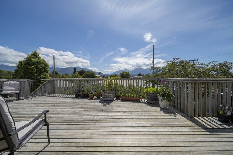 Photo of property in 21 Howden Street, Te Anau, 9600