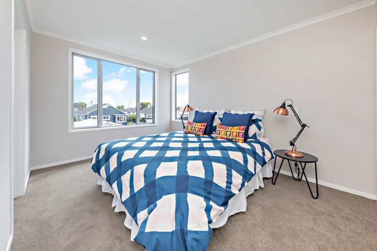 Photo of property in 22 Te Aparangi Road, Papakura, 2110