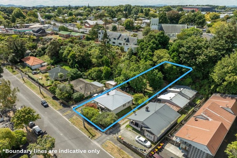 Photo of property in 18 Opoia Road, Hamilton East, Hamilton, 3216