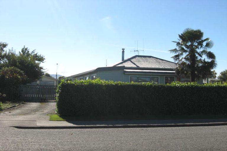 Photo of property in 27 Campbell Street, Geraldine, 7930