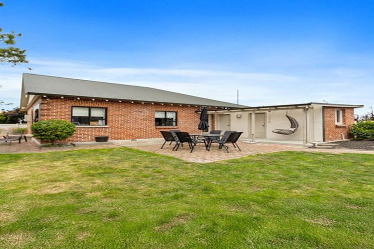 Photo of property in 19 Hill View Crescent, Highfield, Timaru, 7910