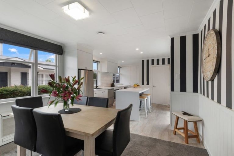 Photo of property in 58 Mcmurdo Street, Tinwald, Ashburton, 7700