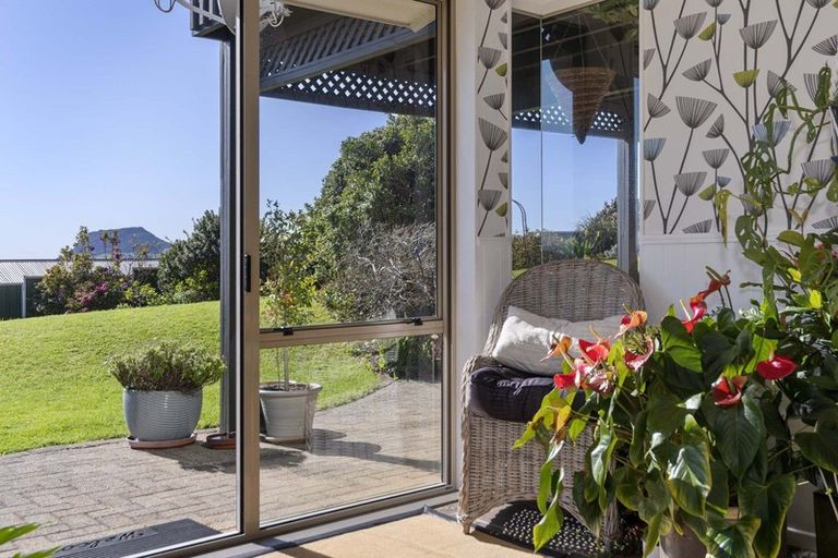 Photo of property in 18 Hinewa Road, Otumoetai, Tauranga, 3110