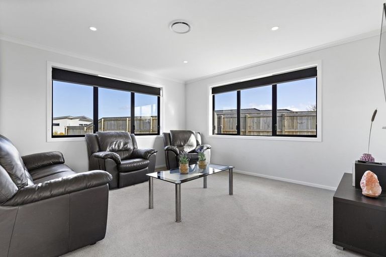 Photo of property in 22 Mitre Way, Solway, Masterton, 5810