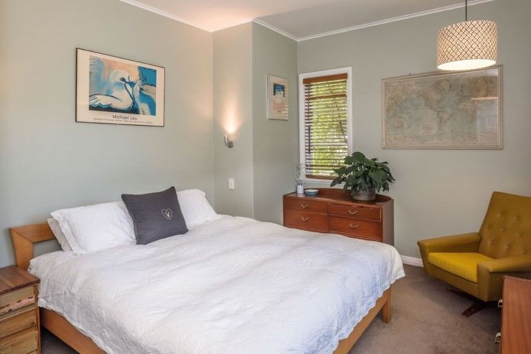 Photo of property in 8 Leveson Street, Strathmore Park, Wellington, 6022