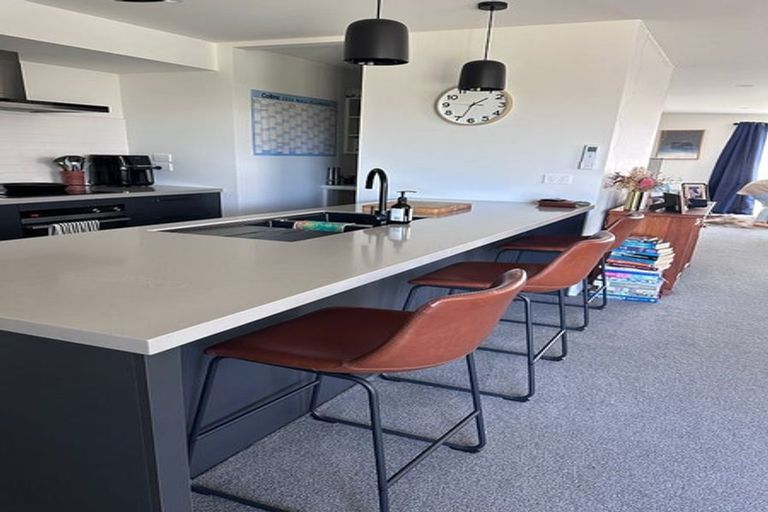 Photo of property in 27 Quinn Crescent, Woodend, 7610