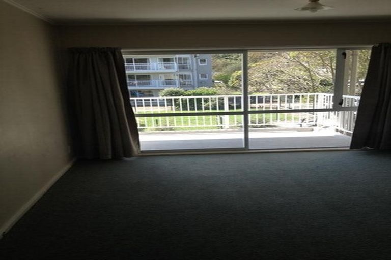 Photo of property in 95 Farmer Crescent, Taita, Lower Hutt, 5011