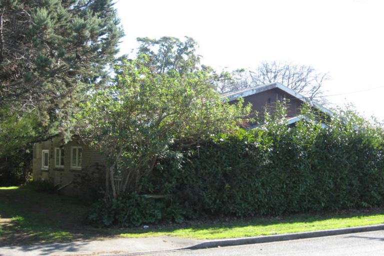 Photo of property in 110 East Street, Greytown, 5712