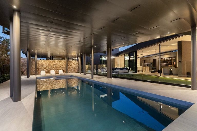 Photo of property in 32 Tuhaere Street, Orakei, Auckland, 1071