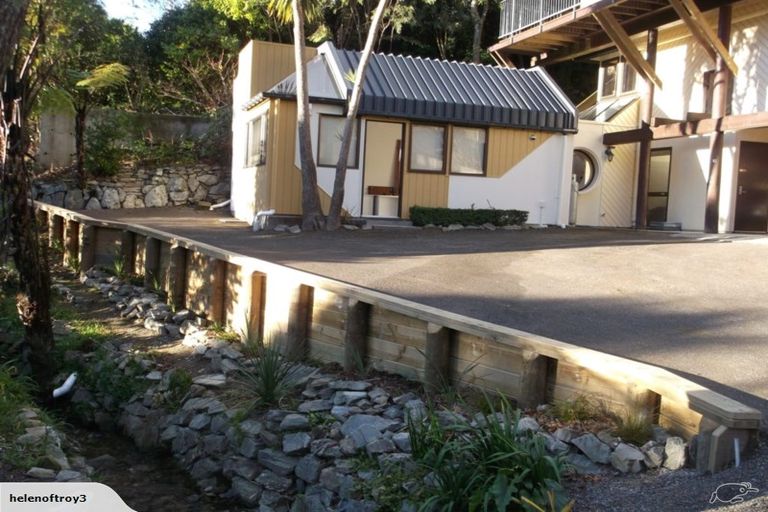 Photo of property in 9b Milton Terrace, Picton, 7220