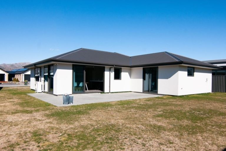 Photo of property in 8 Stowell Drive, Cromwell, 9310