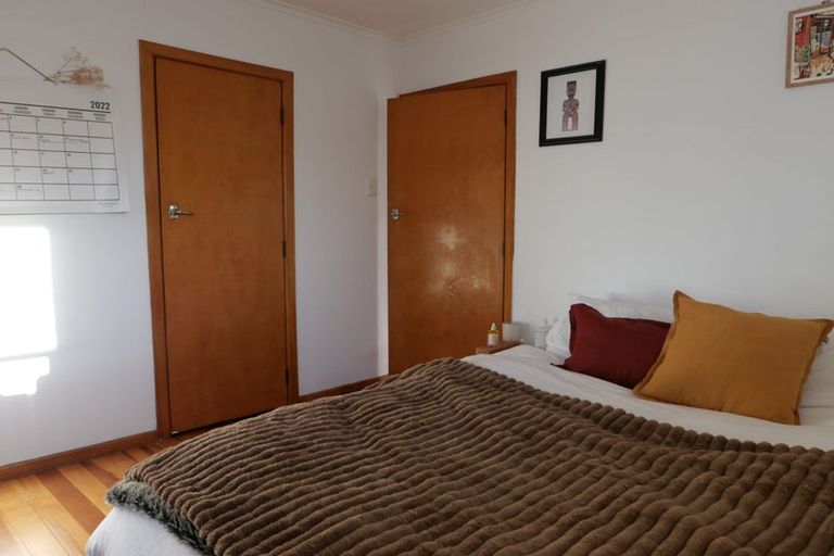 Photo of property in 9 Iti Street, Otaki, 5512