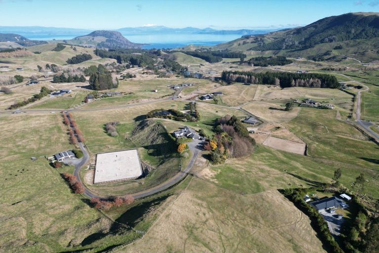 Photo of property in 20 Katelyn Place, Kinloch, Taupo, 3385