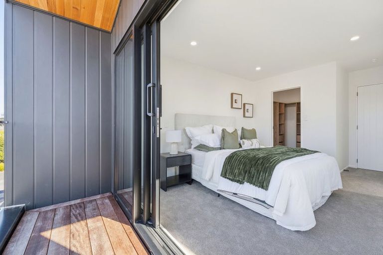 Photo of property in 102e Te Oneroa Way, Long Bay, Auckland, 0630