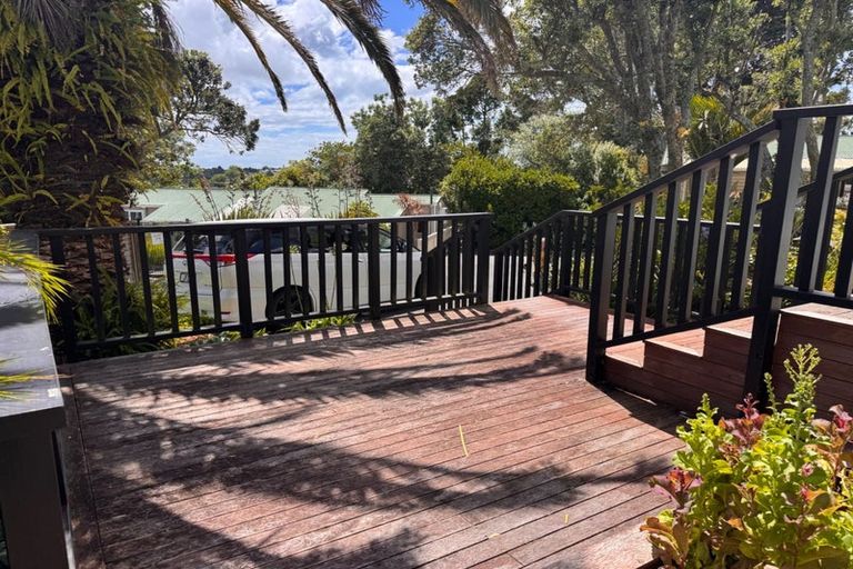 Photo of property in 9/37 Waipa Street, Birkenhead, Auckland, 0626