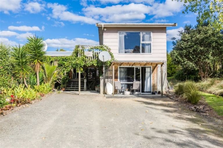 Photo of property in 2 Mangataraire Road, Horeke, Okaihau, 0475