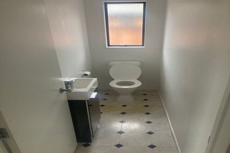 Photo of property in 5 Aldona Place, Fairview Downs, Hamilton, 3214