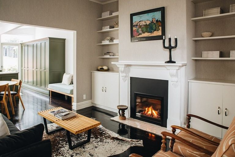 Photo of property in 26 Roxburgh Street, Mount Victoria, Wellington, 6011