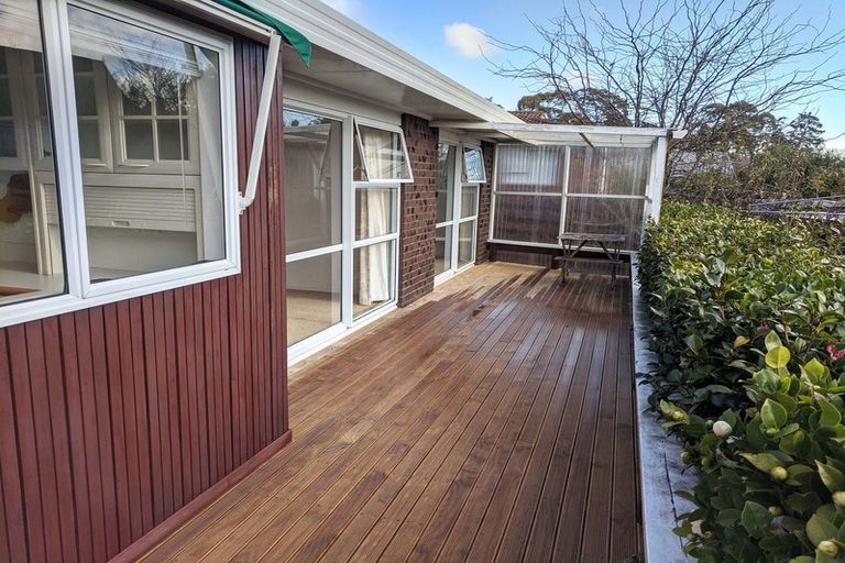 Photo of property in 18 Cromdale Avenue, Highland Park, Auckland, 2010