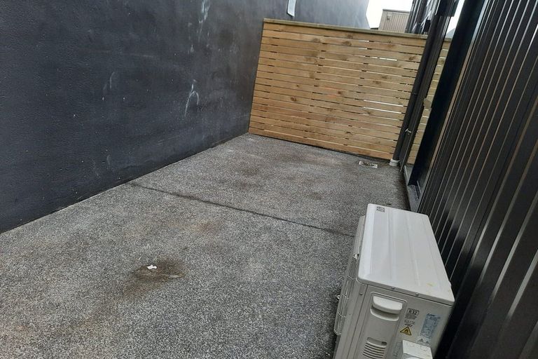 Photo of property in 8/185 High Street, Hutt Central, Lower Hutt, 5010