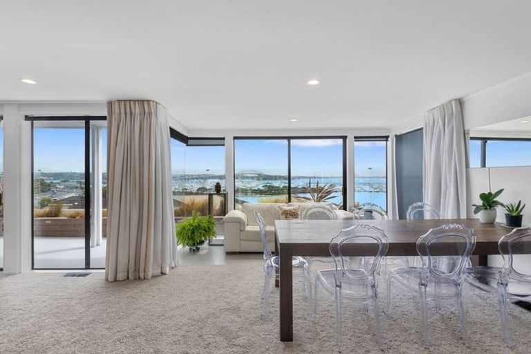 Photo of property in 21 London Street, Hampden, 9410