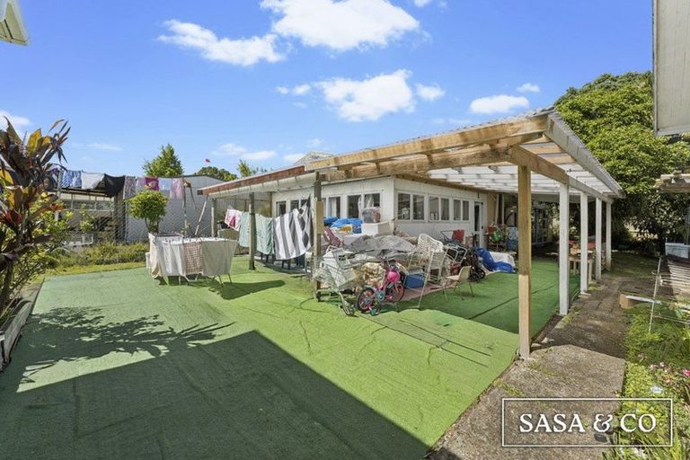 Photo of property in 10 Ferguson Street, Mangere East, Auckland, 2024