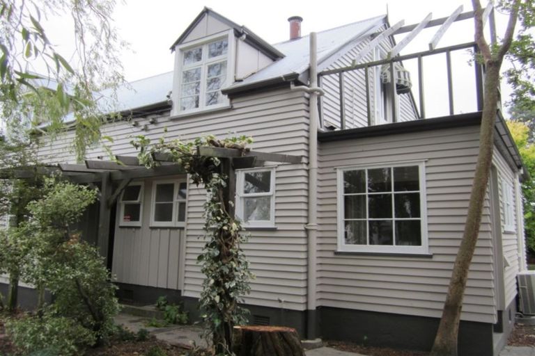 Photo of property in 41 Plynlimon Road, Fendalton, Christchurch, 8052