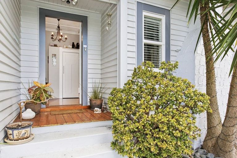 Photo of property in 18a Helvetia Road, Pukekohe, 2120