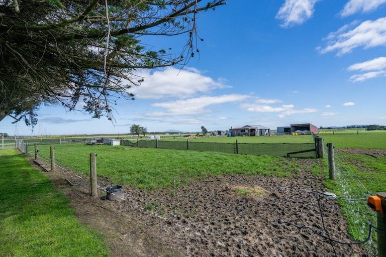 Photo of property in 460 Tiwai Road, Awarua Plains, Invercargill, 9877