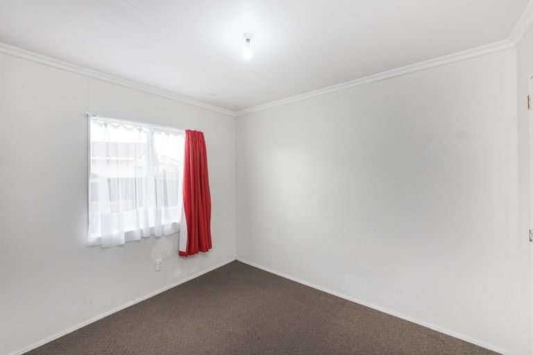 Photo of property in 18a Newton Place, Westbrook, Palmerston North, 4412