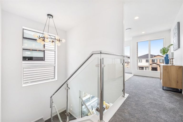 Photo of property in 4 Demeter Street, Flat Bush, Auckland, 2019