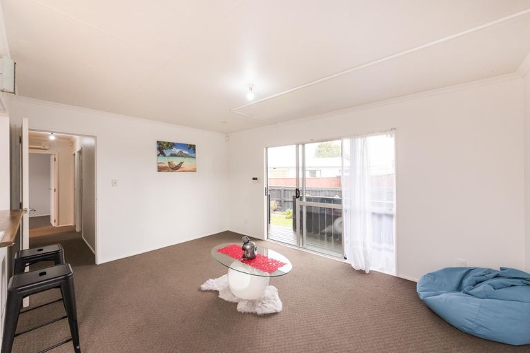 Photo of property in 18a Newton Place, Westbrook, Palmerston North, 4412