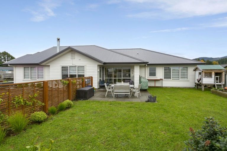 Photo of property in 12 Ngahana Place, Turangi, 3334