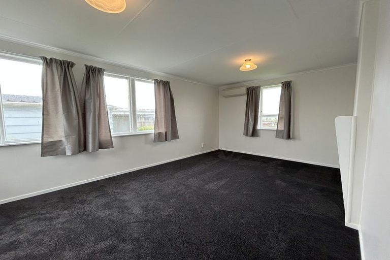Photo of property in 65a Hinemoa Street, Levin, 5510