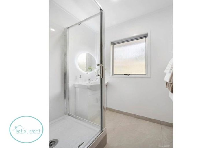 Photo of property in 2/21 Cosy Place, Howick, Auckland, 2014