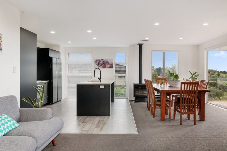 Photo of property in 7 Maddison Place, Welcome Bay, Tauranga, 3112