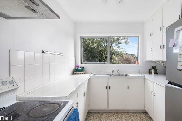 Photo of property in 1/90 Helston Road, Paparangi, Wellington, 6037