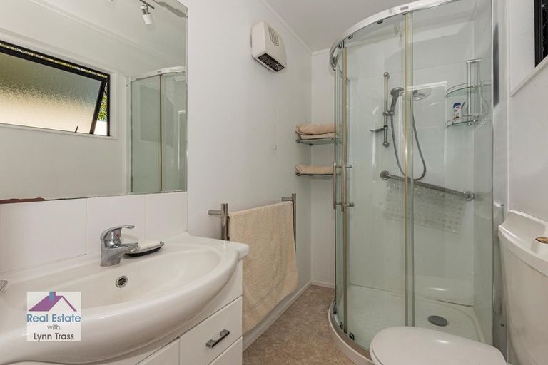 Photo of property in 42 Kiwi Avenue, Maunu, Whangarei, 0110